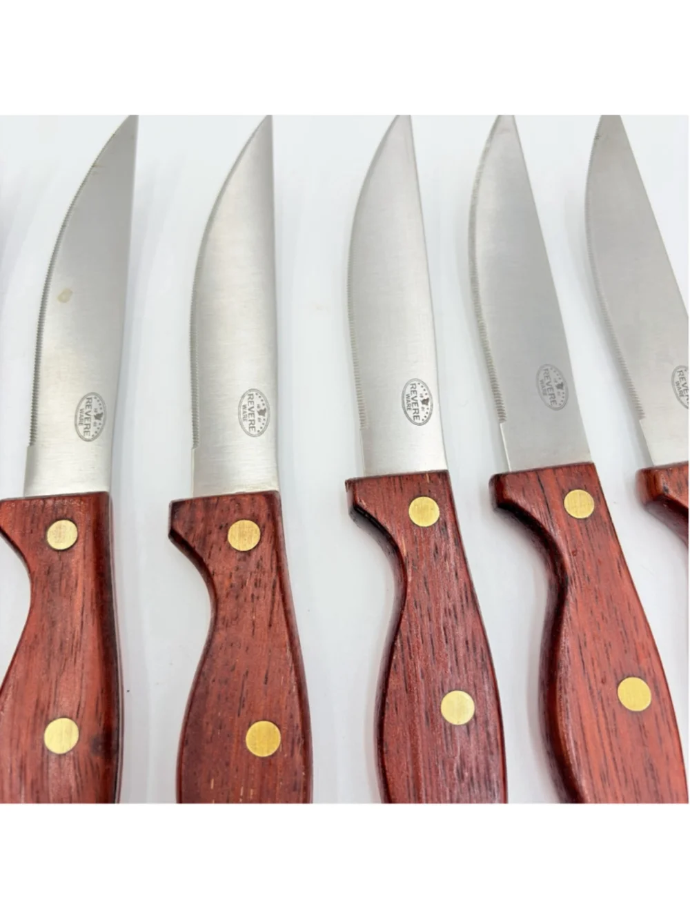 REVERE WARE 1801 Set of 8 STEAK KNIVES Serrated Stainless Wood Handles 9”